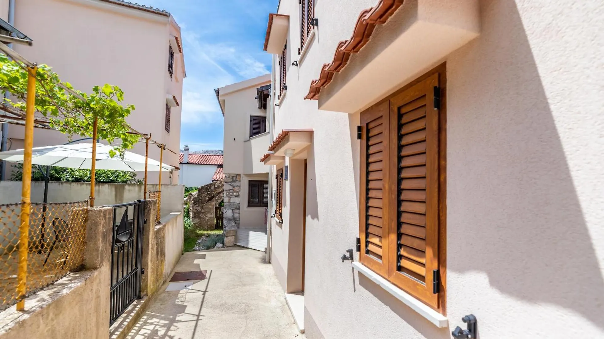 Evelin Apartment Baska